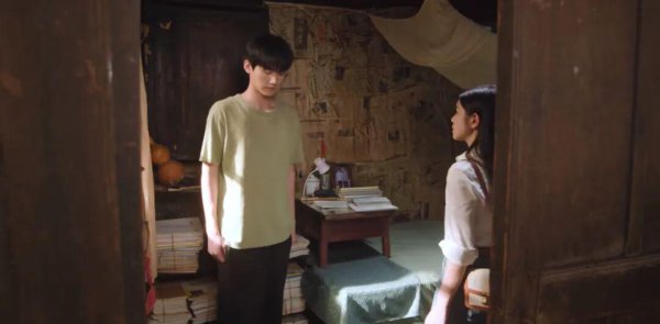 性压抑的内娱，终于上了一部禁忌恋